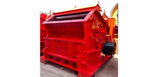 宏源機(jī)械的反擊式破碎機(jī)的反擊裝置機(jī)構(gòu)